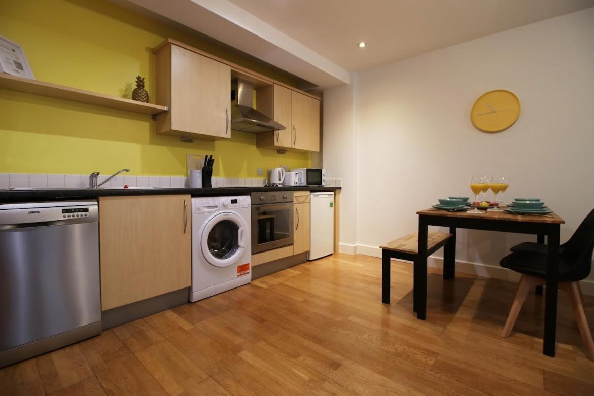 Bright 1Bedroom Apartment, Central Location With Balcony Bristol Exterior foto
